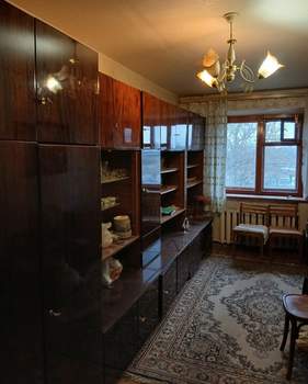 3-к квартира, вторичка, 58м2, 3/5 этаж