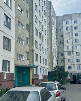 3-к квартира, вторичка, 63м2, 4/9 этаж