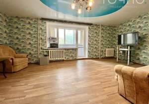 4-к квартира, вторичка, 140м2, 1/9 этаж