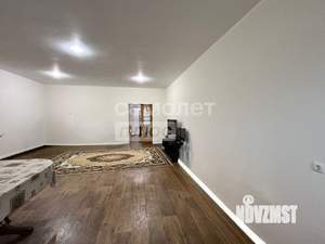 3-к квартира, вторичка, 100м2, 2/8 этаж