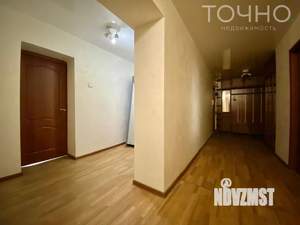 4-к квартира, вторичка, 140м2, 1/9 этаж