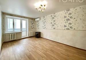 4-к квартира, вторичка, 140м2, 1/9 этаж