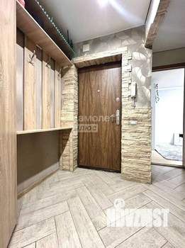 3-к квартира, вторичка, 63м2, 8/9 этаж