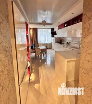 3-к квартира, вторичка, 130м2, 2/9 этаж