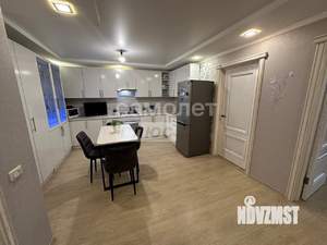 2-к квартира, вторичка, 62м2, 1/10 этаж