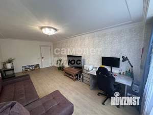 2-к квартира, вторичка, 62м2, 1/10 этаж