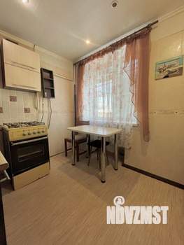 2-к квартира, вторичка, 42м2, 1/2 этаж