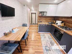 2-к квартира, вторичка, 52м2, 1/9 этаж