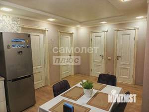2-к квартира, вторичка, 62м2, 1/10 этаж