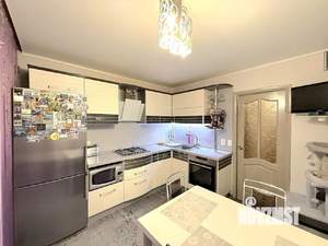 3-к квартира, вторичка, 72м2, 5/10 этаж