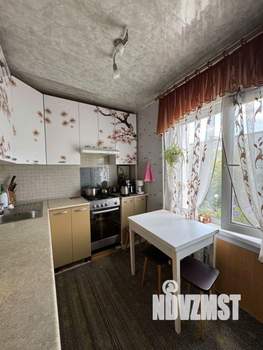 2-к квартира, вторичка, 44м2, 3/5 этаж