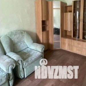 2-к квартира, вторичка, 53м2, 1/9 этаж