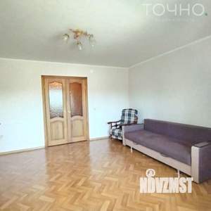 2-к квартира, вторичка, 63м2, 3/10 этаж