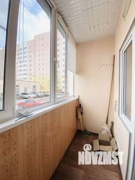 2-к квартира, вторичка, 63м2, 1/10 этаж