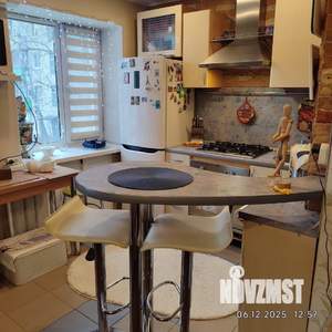 2-к квартира, вторичка, 42м2, 2/4 этаж