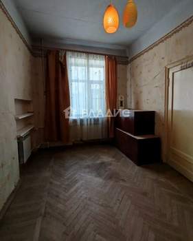 2-к квартира, вторичка, 64м2, 1/5 этаж