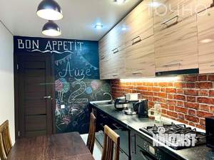 2-к квартира, вторичка, 63м2, 2/10 этаж