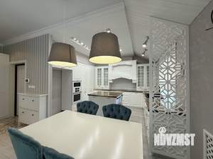 3-к квартира, вторичка, 95м2, 3/3 этаж