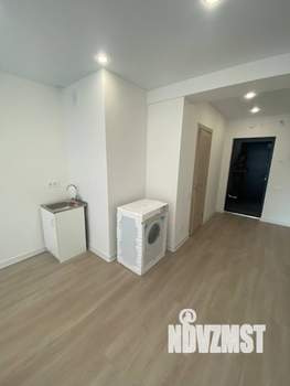 Студия квартира, вторичка, 34м2, 9/18 этаж