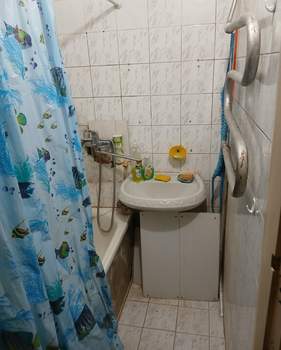 3-к квартира, вторичка, 58м2, 3/5 этаж