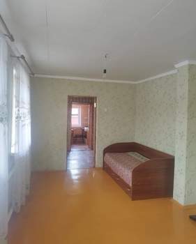 2-к квартира, вторичка, 46м2, 1/1 этаж