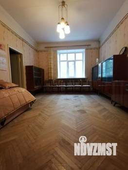 2-к квартира, вторичка, 64м2, 1/5 этаж