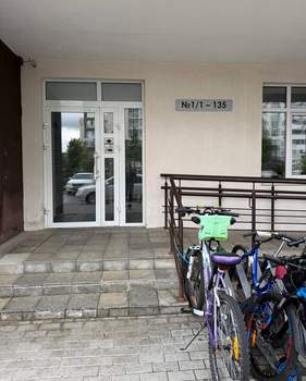 3-к квартира, вторичка, 101м2, 15/17 этаж