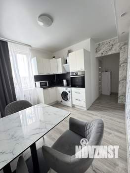 1-к квартира, вторичка, 42м2, 10/17 этаж