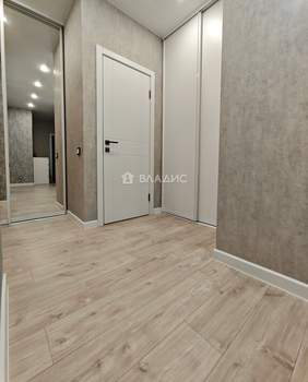 3-к квартира, вторичка, 82м2, 3/17 этаж