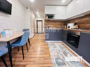 2-к квартира, вторичка, 52м2, 1/9 этаж