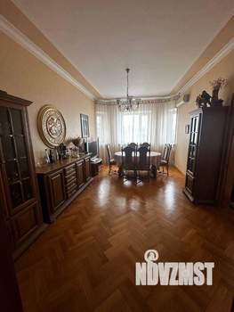 5-к квартира, вторичка, 144м2, 5/6 этаж