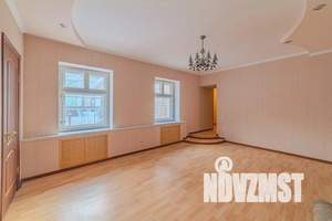 3-к квартира, вторичка, 82м2, 1/1 этаж