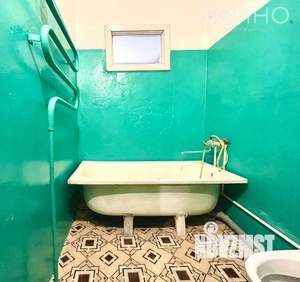 2-к квартира, вторичка, 40м2, 1/5 этаж