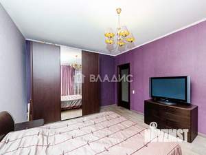 4-к квартира, вторичка, 137м2, 3/5 этаж