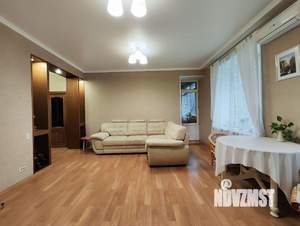 3-к квартира, вторичка, 133м2, 2/5 этаж