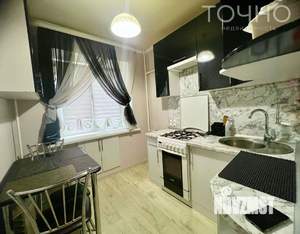 2-к квартира, вторичка, 43м2, 1/9 этаж