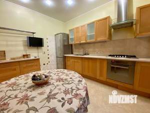 3-к квартира, вторичка, 82м2, 1/9 этаж