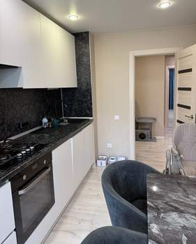 2-к квартира, вторичка, 56м2, 7/12 этаж