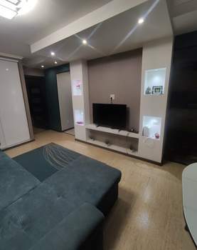 2-к квартира, вторичка, 44м2, 1/5 этаж