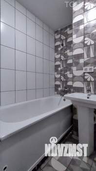 Студия квартира, вторичка, 30м2, 2/17 этаж