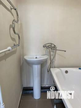 4-к квартира, вторичка, 58м2, 1/5 этаж