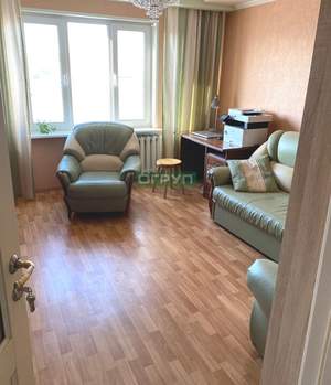 3-к квартира, вторичка, 70м2, 8/10 этаж