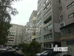 4-к квартира, вторичка, 74м2, 1/9 этаж