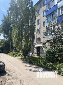 4-к квартира, вторичка, 61м2, 5/5 этаж
