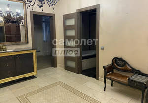 3-к квартира, вторичка, 201м2, 2/3 этаж