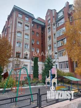 3-к квартира, вторичка, 126м2, 1/6 этаж