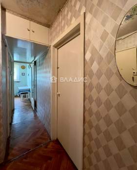 3-к квартира, вторичка, 63м2, 5/5 этаж