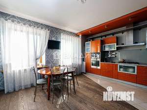 4-к квартира, вторичка, 137м2, 3/5 этаж