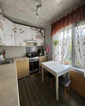 2-к квартира, вторичка, 44м2, 3/5 этаж