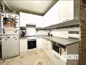 3-к квартира, вторичка, 63м2, 8/9 этаж